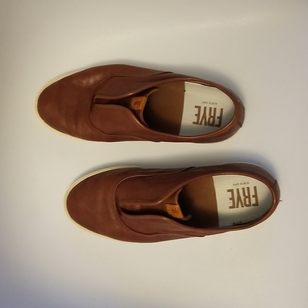 Frye Slip on Loafers/Flats